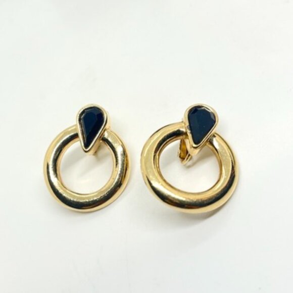 SAL VINTAGE SWAROVSKI GOLD TONE BLACK CRYSTAL EARRINGS MODERNIST CLIP ON CIRCLE - Picture 6 of 16